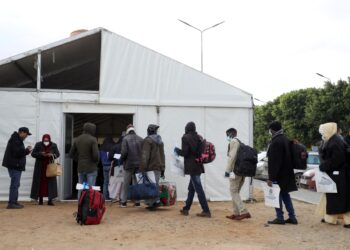 لجنة الأمل توسع خطة العودة الطوعية للسودانيين.. ترتيبات لفتح مسار جديد من ليبيا عبر منفذ السلوم