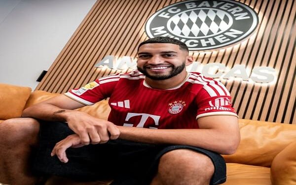 بايرن ميونيخ يضم المغربي إسماعيل صيباري من آيندهوفن حتى 2031