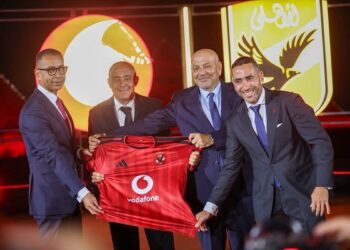 الأهلي يوقع أكبر عقد رعاية في تاريخ الرياضة بالشرق الأوسط مع فودافون