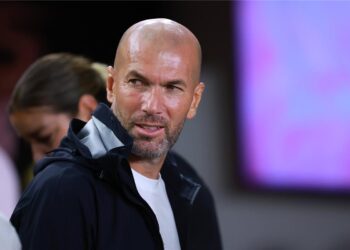 زيدان يستعد لتولي تدريب منتخب فرنسا بعد نهاية المونديال