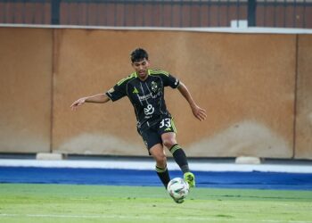 المصري يضم محمد شكري رسميًا من الأهلي لتدعيم صفوفه
