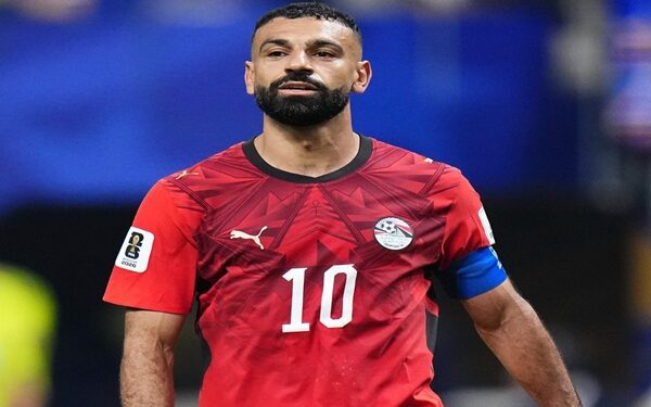 إيتاليانو يحفّز محمد صلاح للانضمام إلى بشكتاش: قائد الثورة الجديدة