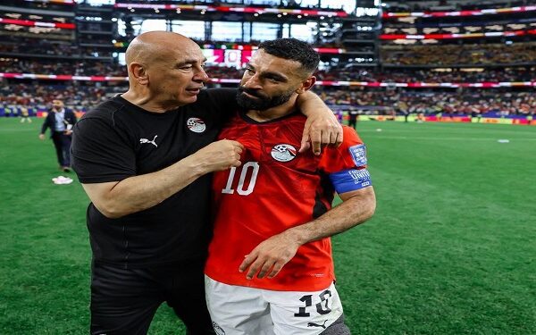 اتحاد الكرة يؤكد استمرار حسام حسن وصلاح يقود مصر في مونديال 2030