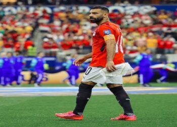 محمد صلاح يعد الجماهير ببداية جديدة لكرة القدم المصرية
