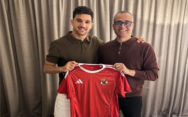 منصف بقرار: فخور بالانضمام للأهلي وصناعة المجد مع نادي القرن