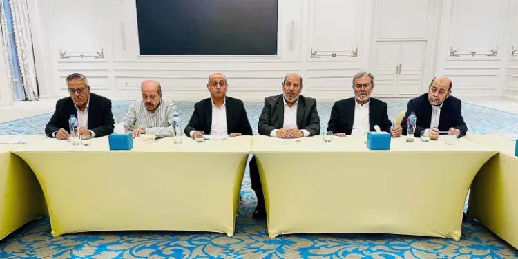 حماس ودحلان يبحثان بالقاهرة توحيد الصف الفلسطيني