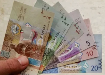 استقرار الدولار أمام الجنيه.. سعر العملة الأمريكية واليورو والإسترليني اليوم في مصر