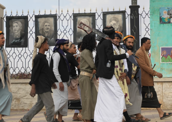 التهدئة بين الرياض والحوثى على صفيح ساخن