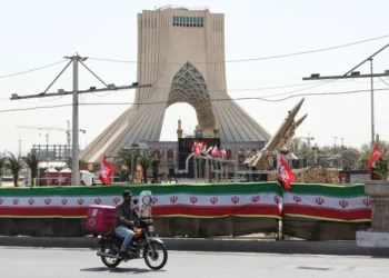 إيران