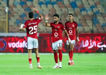 الأهلي يخطف فوزًا قاتلًا على الشرقية إنبي بثلاثية في افتتاح الدوري المصري