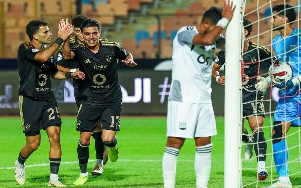 الأهلي يهزم زد بثنائية ويواصل انطلاقته في الدوري المصري