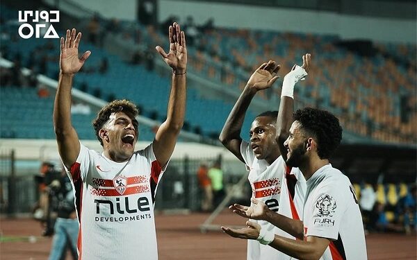 الزمالك يتخطى السويس بتروجت بثنائية ويواصل مطاردة الصدارة