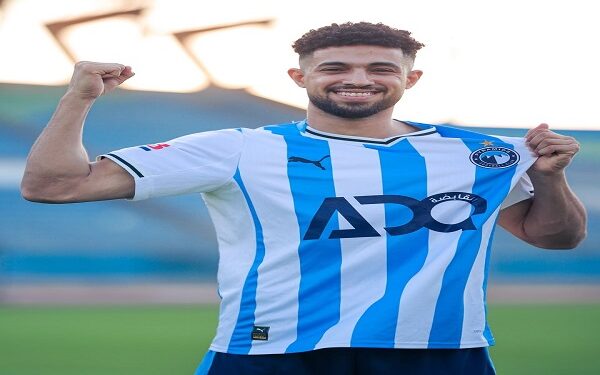 بيراميدز يضم خالد عوض ظهير طلائع الجيش رسميًا