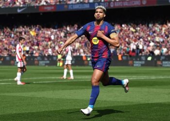 أراوخو يخضع للكشف الطبي في ليفربول تمهيدًا لانتقاله من برشلونة