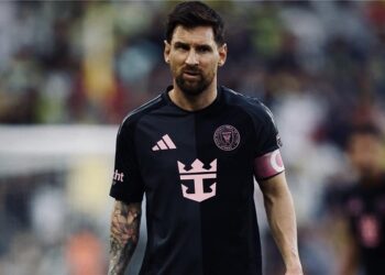 رابطة الدوري الأمريكي تُغرم ميسي بعد اعتدائه على لاعب فيلادلفيا