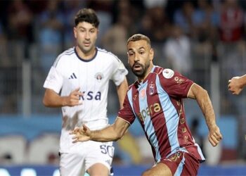 طرابزون سبور يتعادل مع قاسم باشا في افتتاح الدوري التركي بمشاركة أولى لمحمد صلاح