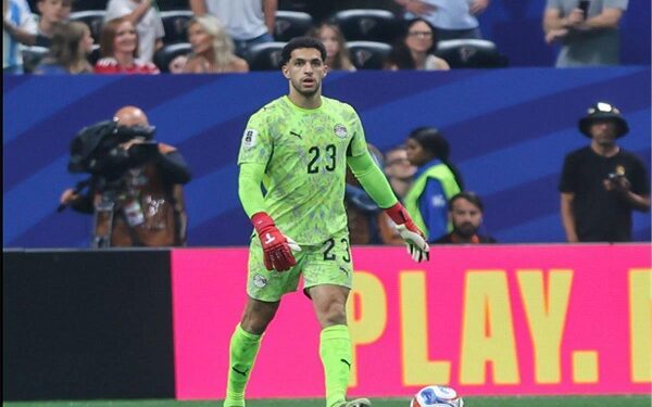 الأهلي يرفض عرضي نوردشيلاند وسلافيا براغ لضم مصطفى شوبير