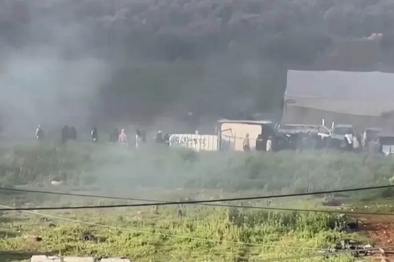 هجمات المستوطنين تتسع في الضفة وتدفع آلاف الفلسطينيين إلى الرحيل