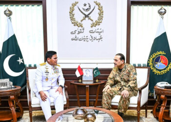 باكستان وإندونيسيا تعززان التعاون الدفاعي