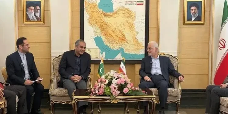 باكستان تعزز وساطتها من طهران لإنهاء جمود التفاوض مع أمريكا