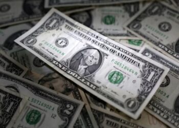 الدولار الامريكى يتأثر مباشرة ببيانات التوظيف