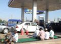 أزمة الوقود تضرب الخرطوم.. الجالون يتجاوز 55 ألف جنيه