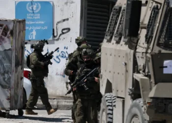 اقتحامات واعتقالات واسعة بالضفة والقدس وسط تصاعد التوتر