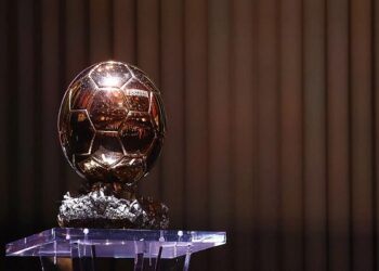 ريال مدريد يصلح علاقته مع فرانس فوتبول بعد أزمة الكرة الذهبية