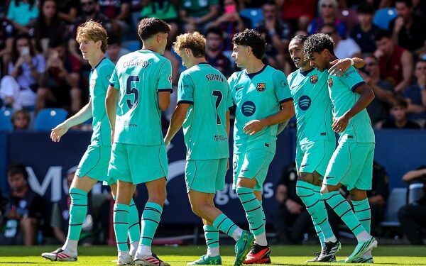 برشلونة يعلن قائمته لمواجهة راسينج سانتاندير بمشاركة حمزة عبد الكريم