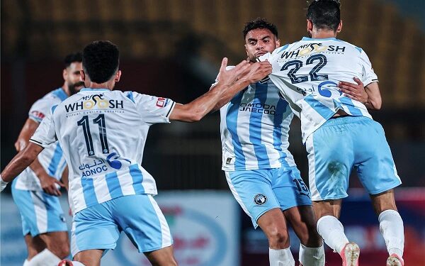بيراميدز يقلب الطاولة على الشرقية إنبي ويتصدر الدوري المصري