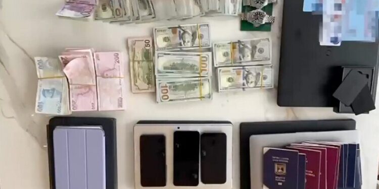 تركيا تسقط شبكة دولية للاحتيال مرتبطة بالكيان الصهيوني