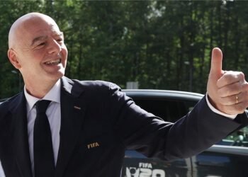 الاتحاد الفرنسي يسحب دعمه لإنفانتينو قبل انتخابات الفيفا 2027