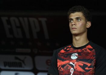 سبورت: حمزة عبد الكريم يكتسب الخبرة مع مصر ويواجه تحديات في برشلونة