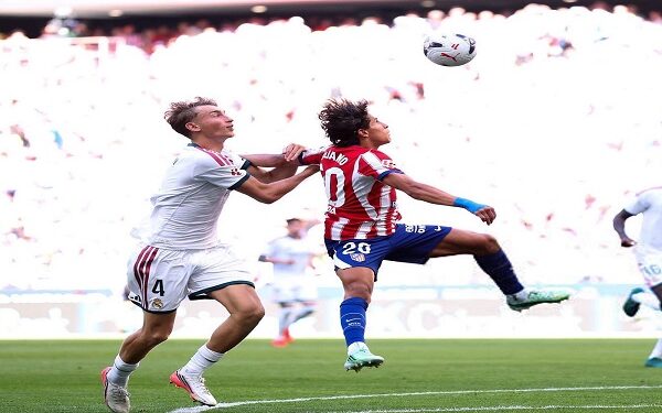 إيقاف دين هويسن مباراة واحدة وتحذير رسمي لـ ريال مدريد