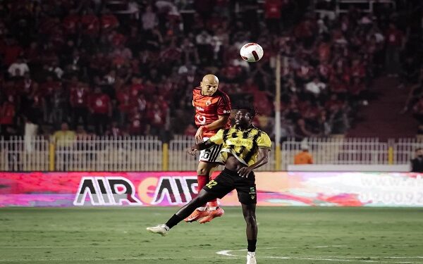 الأهلي يعلن سفر عمرو الجزار إلى ألمانيا لإجراء جراحة الرباط الصليبي