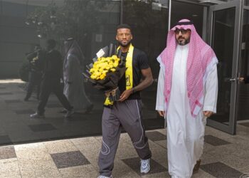 فينالدوم ينضم رسميًا إلى الاتحاد السعودي حتى نهاية الموسم
