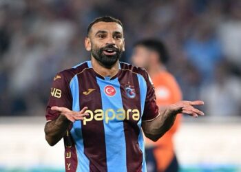 محمد صلاح ينافس على جائزة هدف الشهر في الدوري التركي