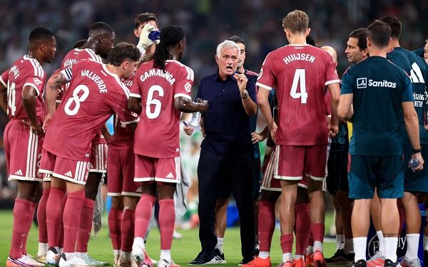 مورينيو يعلن قائمة ريال مدريد لمواجهة إنتر ميلان في دوري الأبطال