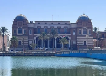 مجلس النواب الليبي يقبل استقالة محافظ المركزي ويكلف أبوخزام بتسيير المصرف.. و"الأعلى للدولة" يرفض