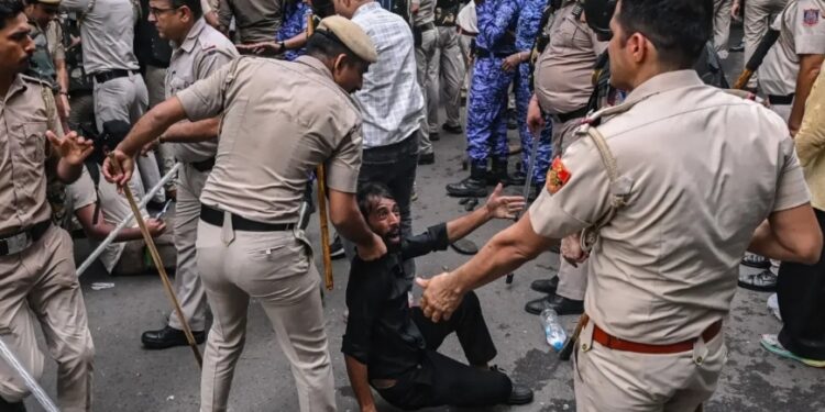 العفو الدولية تدين إجراءات الهند ضد محتجي دلهي