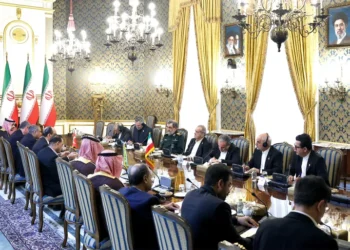 تحالف مكة وطهران على طاولة واحدة