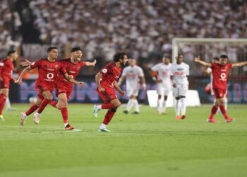 الأهلي يحسم القمة 133 بثنائية في شباك الزمالك ويعتلي صدارة الدوري