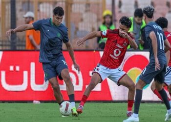الأهلي يعبر مودرن سبورت بهدف عمر الساعي ويواصل مطاردة صدارة الدوري