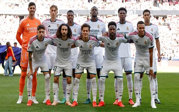 قائمة ريال مدريد لمواجهة روما في دوري أبطال أوروبا.. غيابات بارزة