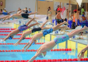 انطلاق بطولة الجمهورية للسباحة بالزعانف بمشاركة 3985 لاعبًا في استاد القاهرة