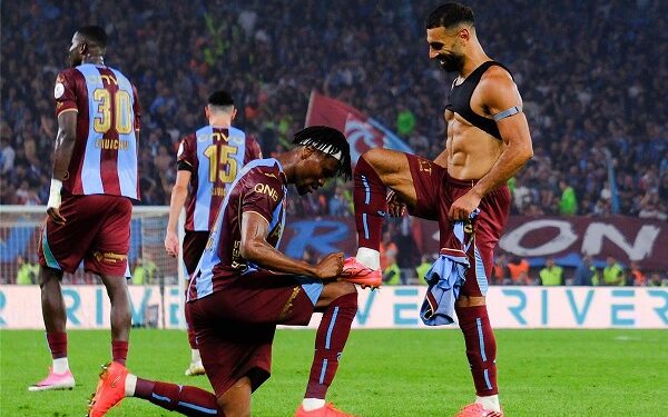مواعيد مباريات طرابزون سبور في نوفمبر 2026.. مواجهات قوية تنتظر محمد صلاح