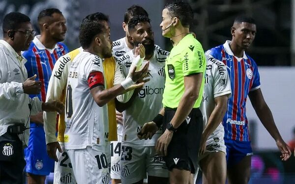 بسبب «قانون فينيسيوس».. نيمار يتلقى ضربة مفاجئة في الدوري البرازيلي