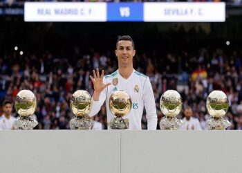 ريال مدريد يهنئ رونالدو بعد تتويجه بجائزة أفضل فائز بالكرة الذهبية عبر التاريخ