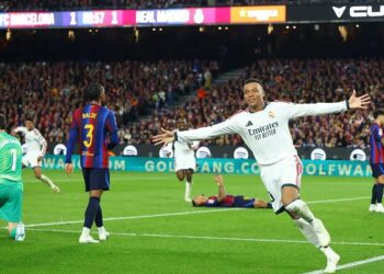 مبابي يقود ريال مدريد لإسقاط برشلونة في الكلاسيكو بثنائية مثيرة