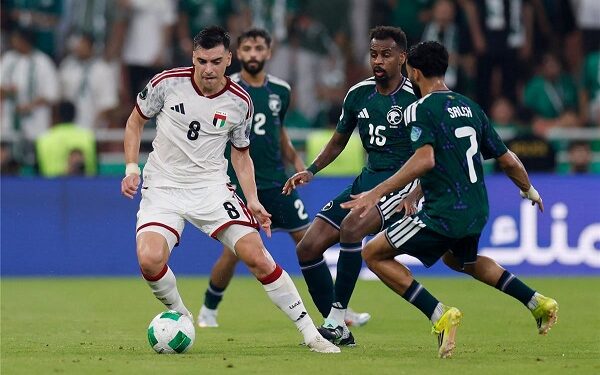 السعودية تتوج بكأس الخليج «خليجي 27» بثنائية أمام الإمارات